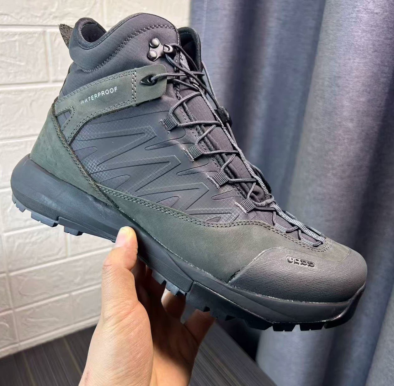 High Top Hiking Leather Shoes  - Streetwear Brand Designer ulasan dan harga