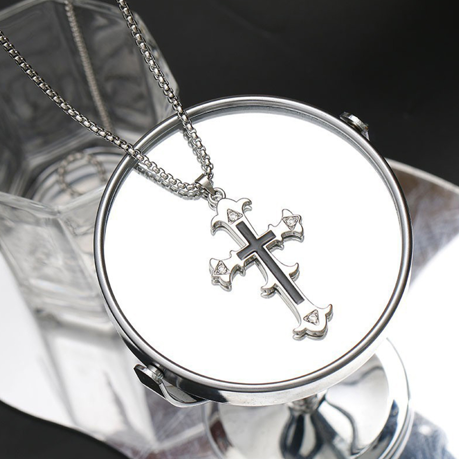 Cross pendant necklace chrome  - Chrome Hearts Ring ulasan dan harga